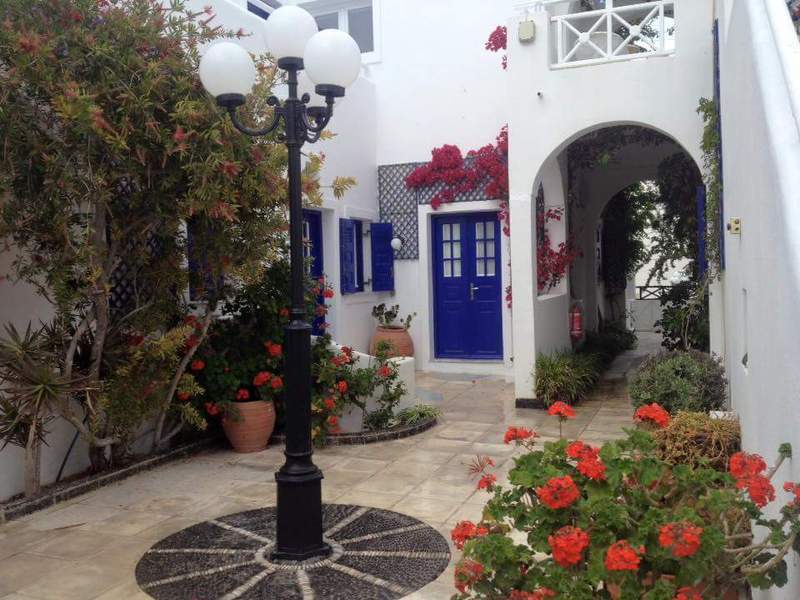 Kouros Village Hotel - Adults Only 佩里萨 外观 照片
